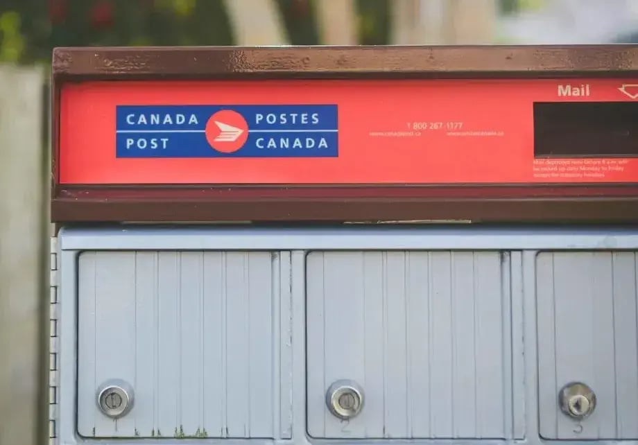 2025-05-canada-post-strike-tile-2-en-1