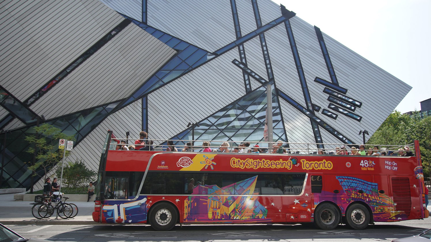 Toronto City Tour - Royal Ontario Museum Stop