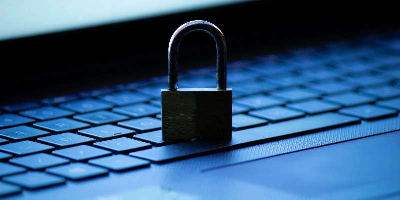 Verrouiller le clavier de l'ordinateur portable.